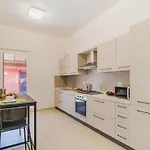 Paola By Interhome Appartement *
