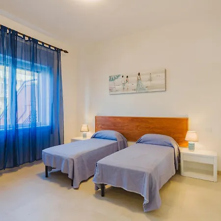Paola By Interhome شقة